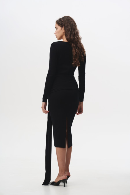 Платье с поясом на завязке из вискозы черное