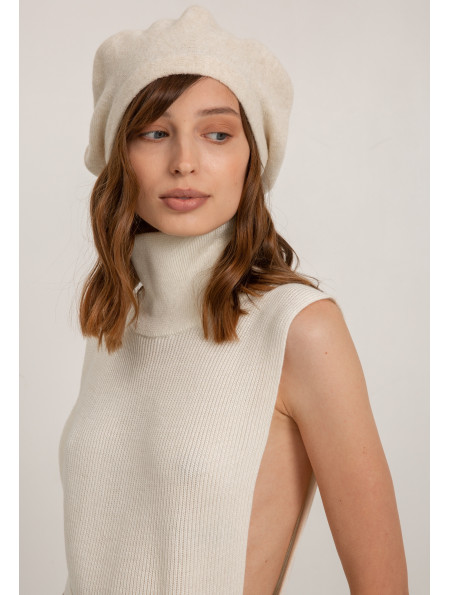 Off-White Knitted Beret