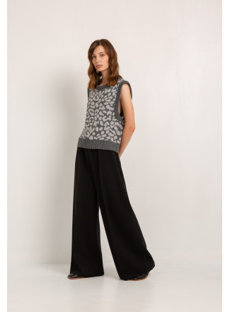 Black Wide Trousers With Seam