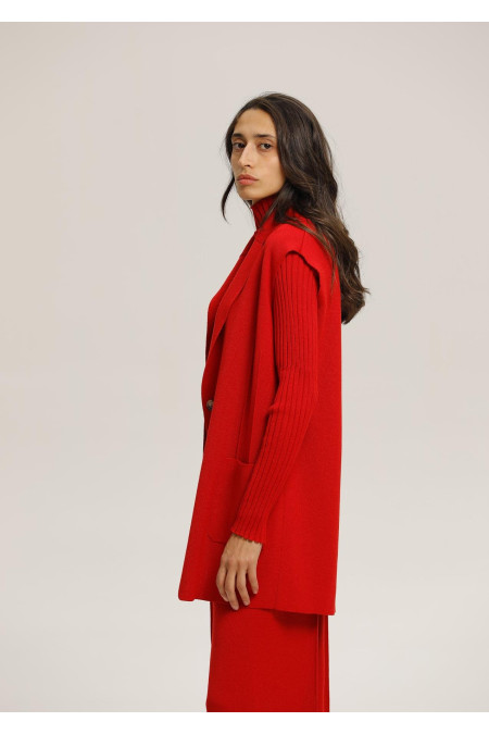 Жилет из шерсти красный
