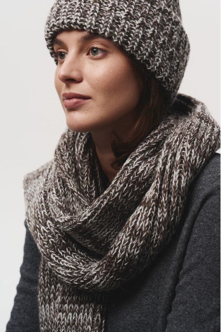 Шарф з мохеру коричневий меланж