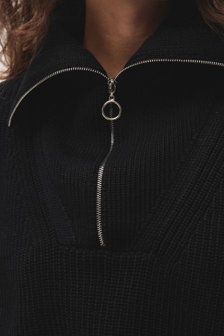 Манишка с молнией черная