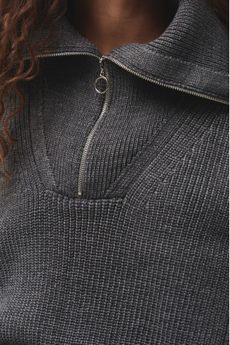 Манишка с молнией серая