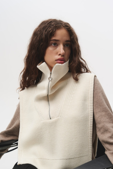 Off-White Knit Zipper Dickey