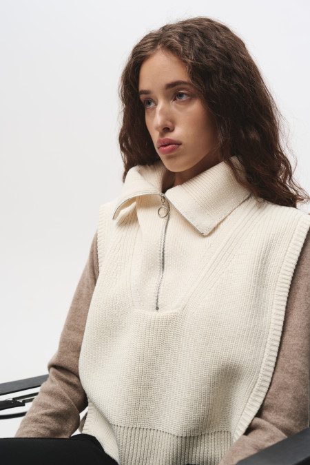 Off-White Knit Zipper Dickey