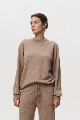 Джемпер з вовни ягнят вільного силуету темно-бежевий