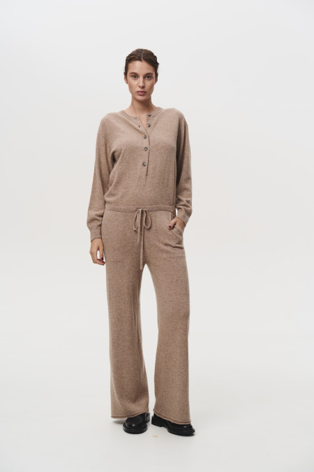 Трикотажний комбінезон темно-бежевий