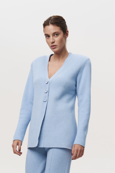 Приталенный жакет с подплечниками голубой