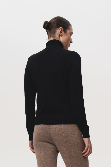 Гольф из 100% шерсти мериноса черный Гольф из 100% шерсти мериноса черный