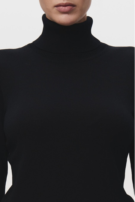 Гольф из 100% шерсти мериноса черный Гольф из 100% шерсти мериноса черный