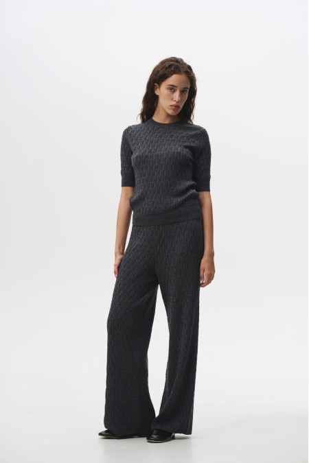 Dark Grey 100% Merino Wool Cable Knit Short-Sleeved Jumper