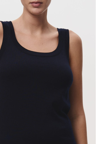 Топ из 100% шерсти мериноса темно-синий