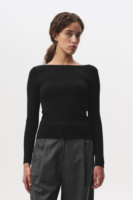 Джемпер з вирізом на спині чорний Джемпер з вирізом на спині чорний