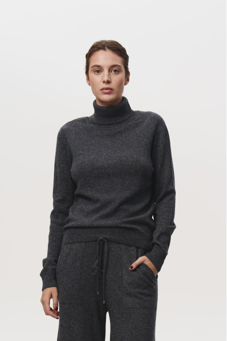 Базовый гольф из шерсти ягнят темно-серый