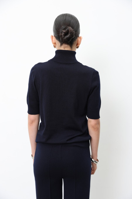 Гольф из 100% шерсти мериноса с коротким рукавом темно-синий