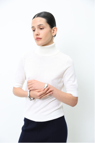 Off-White 100% Merino Wool Short-Sleeved Turtleneck