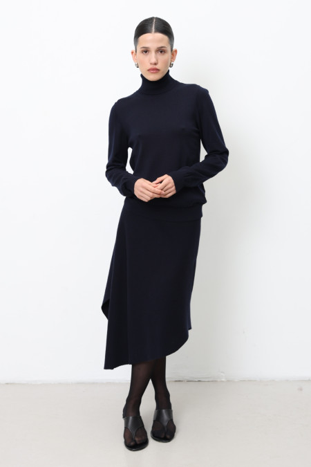 Гольф из 100% шерсти мериноса темно-синий