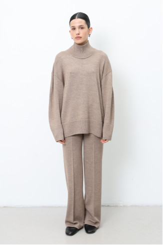 Dark Beige Straight Wool Pants