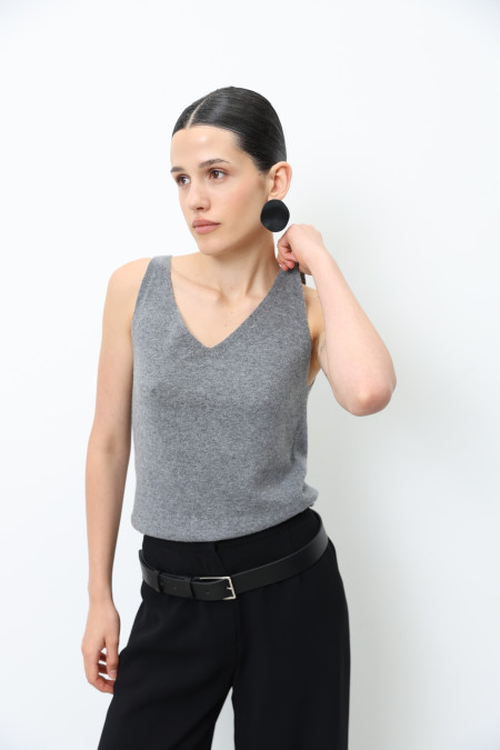 Топ із вовни ягнят з V-подібною горловиною сірий