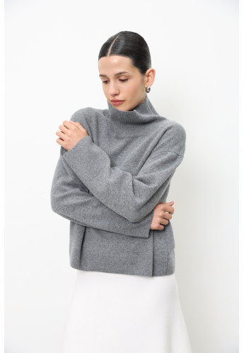 Об’ємний укорочений джемпер з вовни ягнят сірий