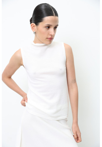 Топ із коміром-стійкою зі 100% вовни мериноса молочний