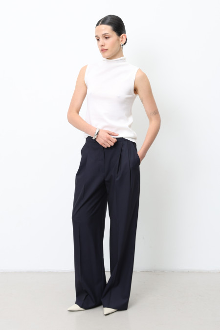Широкі брюки з защипами темно-сині