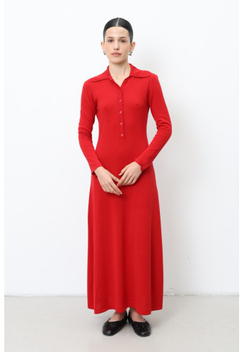Довга сукня зі 100% вовни мериноса з коміром червона