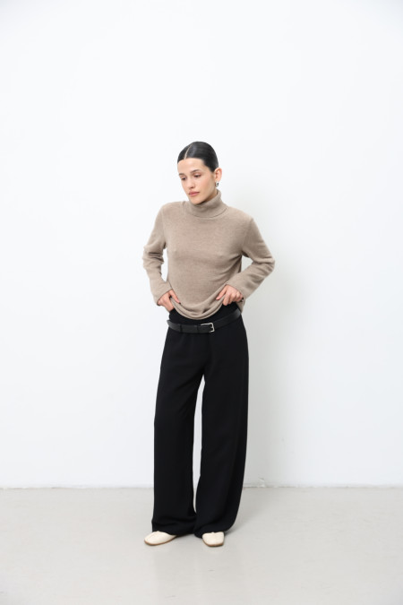 Beige 100% Cashmere Turtleneck