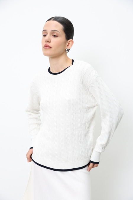 Джемпер з віскози з контрастною бейкою молочний