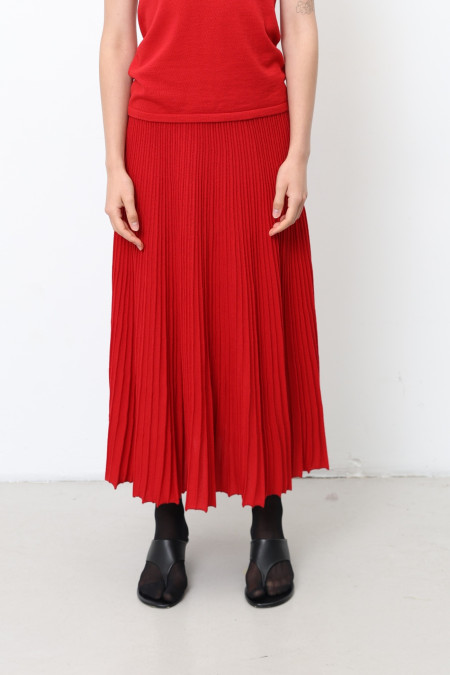 Red 100% Merino Wool Pleated Skirt