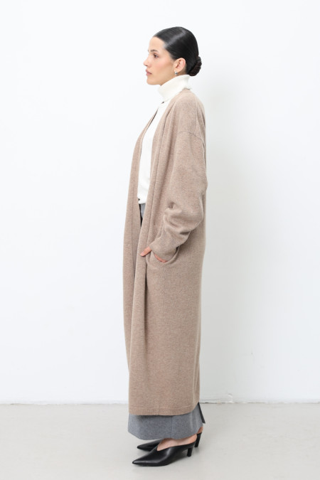 Длинный кардиган из шерсти ягнят темно-бежевый