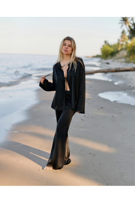 Блуза з шовковистої тканини чорна