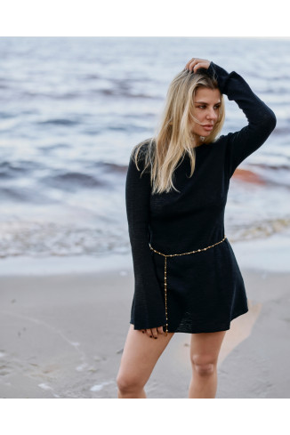 Мини платье с вырезом на спине черное