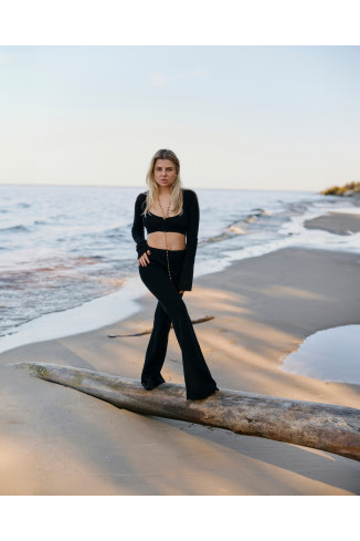 Брюки черные