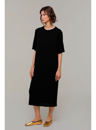 Black Straight Midi Dress 