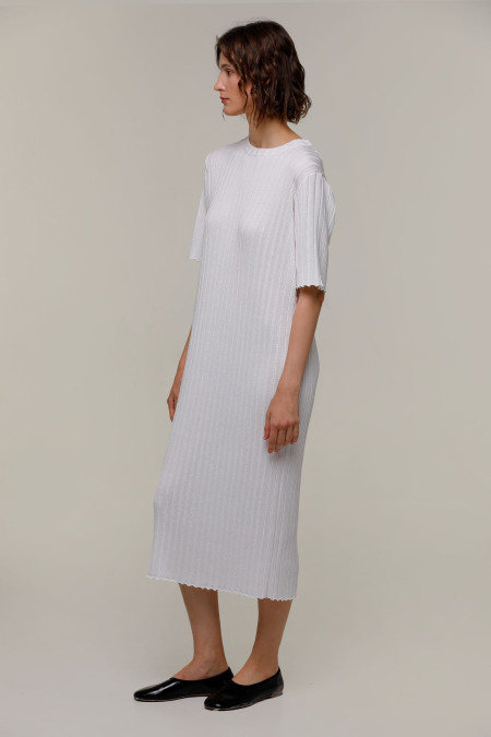 Прямое миди-платье белое