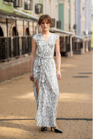 White And Black 100% Viscose Wrap Maxi Dress