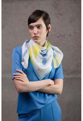 Велика шовкова хустка з принтом "Пірʼя"