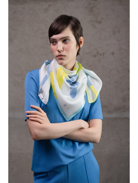 Велика шовкова хустка з принтом "Пірʼя"