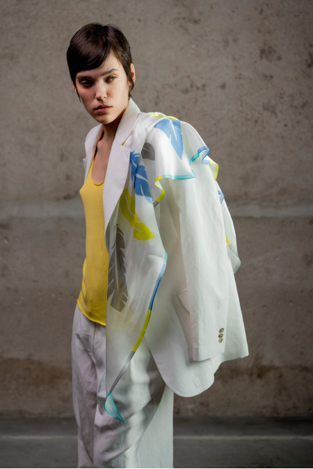 Triangle Silk Neckerchief with "Feathers" Print