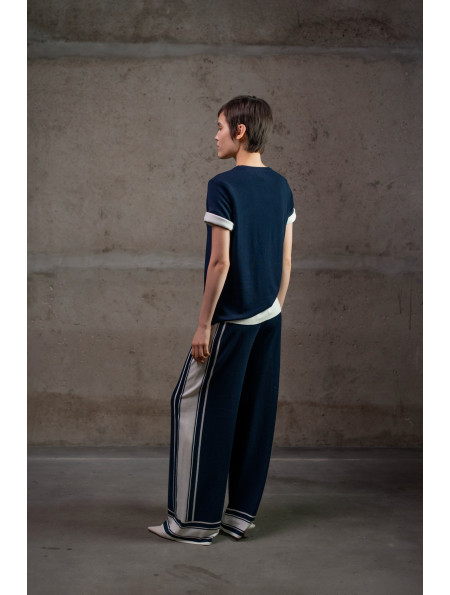 Базовий джемпер на короткий рукав темно-синій