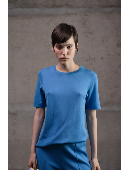 Базовый джемпер на короткий рукав темно-голубой