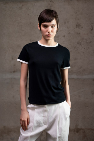 Black And Off-White Contrasting Trim Basic Jumper 