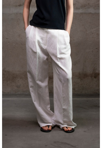 Лляні брюки-палаццо з подвійними защипами молочні