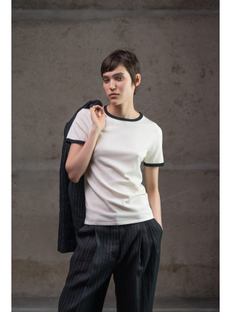 Базовий джемпер з контрастною облямівкою молочно-чорний