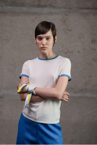 Off-White And Blue Contrasting Trim Basic Jumper 