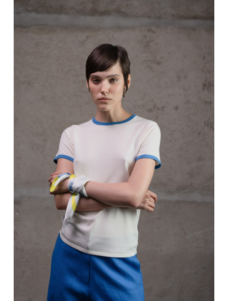 Базовий джемпер з контрастною облямівкою молочно-темно-блакитний