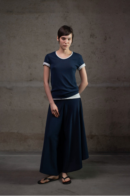 Navy Viscose Short-Sleeved U-Neck Jumper