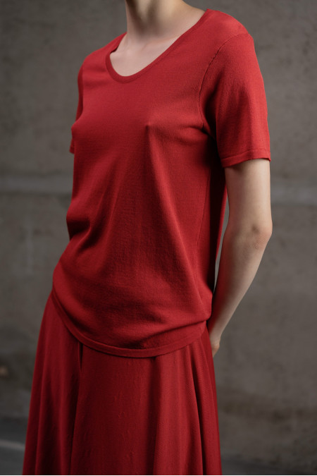 Dark Red Viscose Short-Sleeved U-Neck Jumper