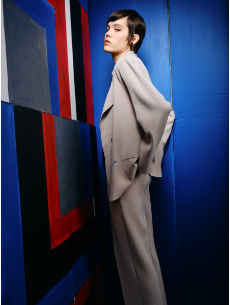 Двобортний трикотажний піджак з віскози бежевий